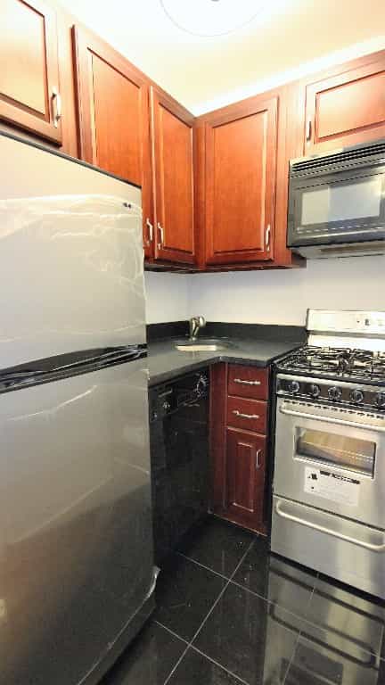 173 West 85 Street #9, Manhattan, NY 10024 3