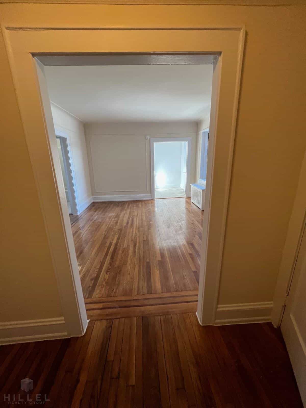 209-25 Jamaica Avenue #C4, Queens, NY 11428 3