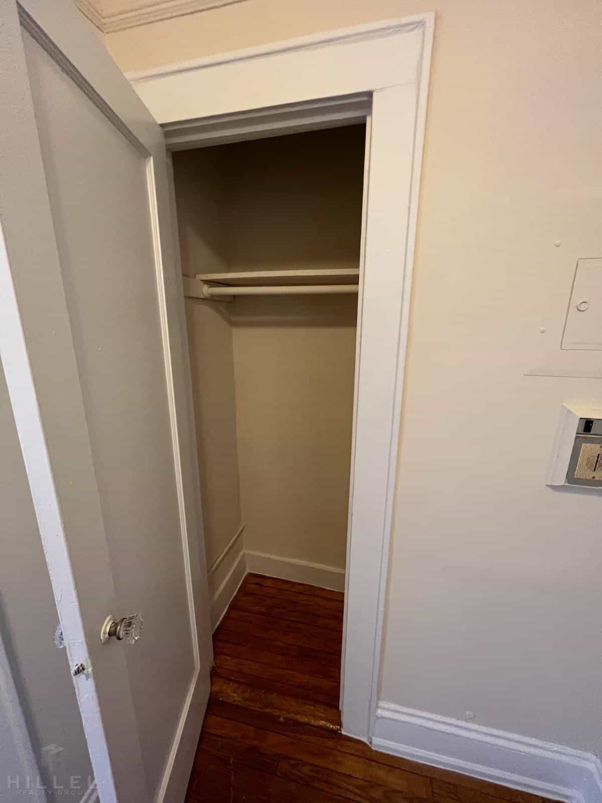 209-25 Jamaica Avenue #C4, Queens, NY 11428 4