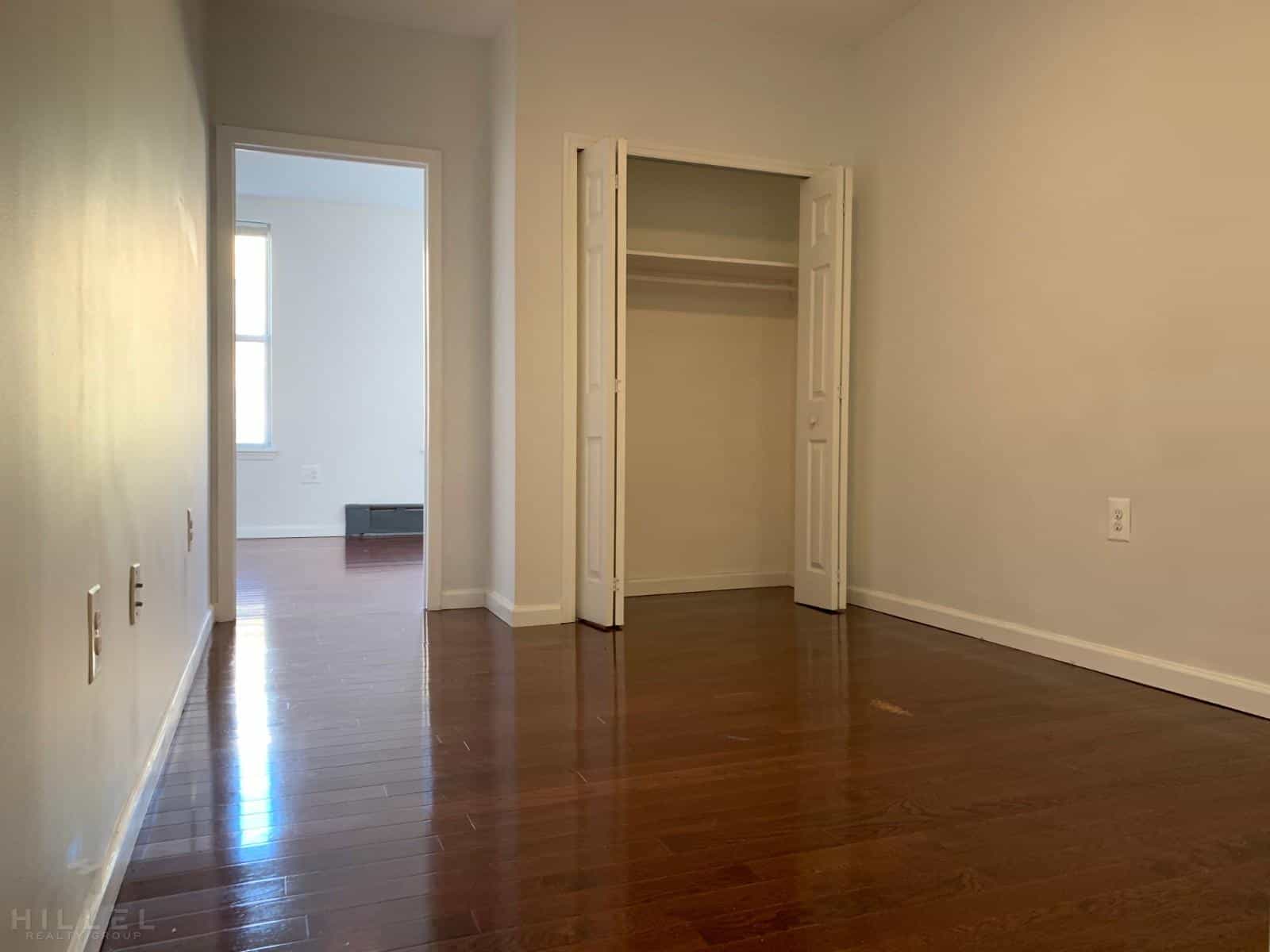 60-68 71 Avenue #2L, Queens, NY 11385 5