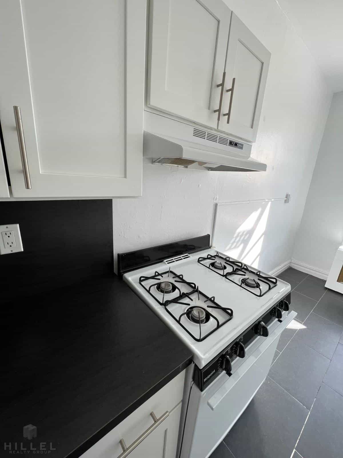 45-35 44 Street #H5, Queens, NY 11104 5