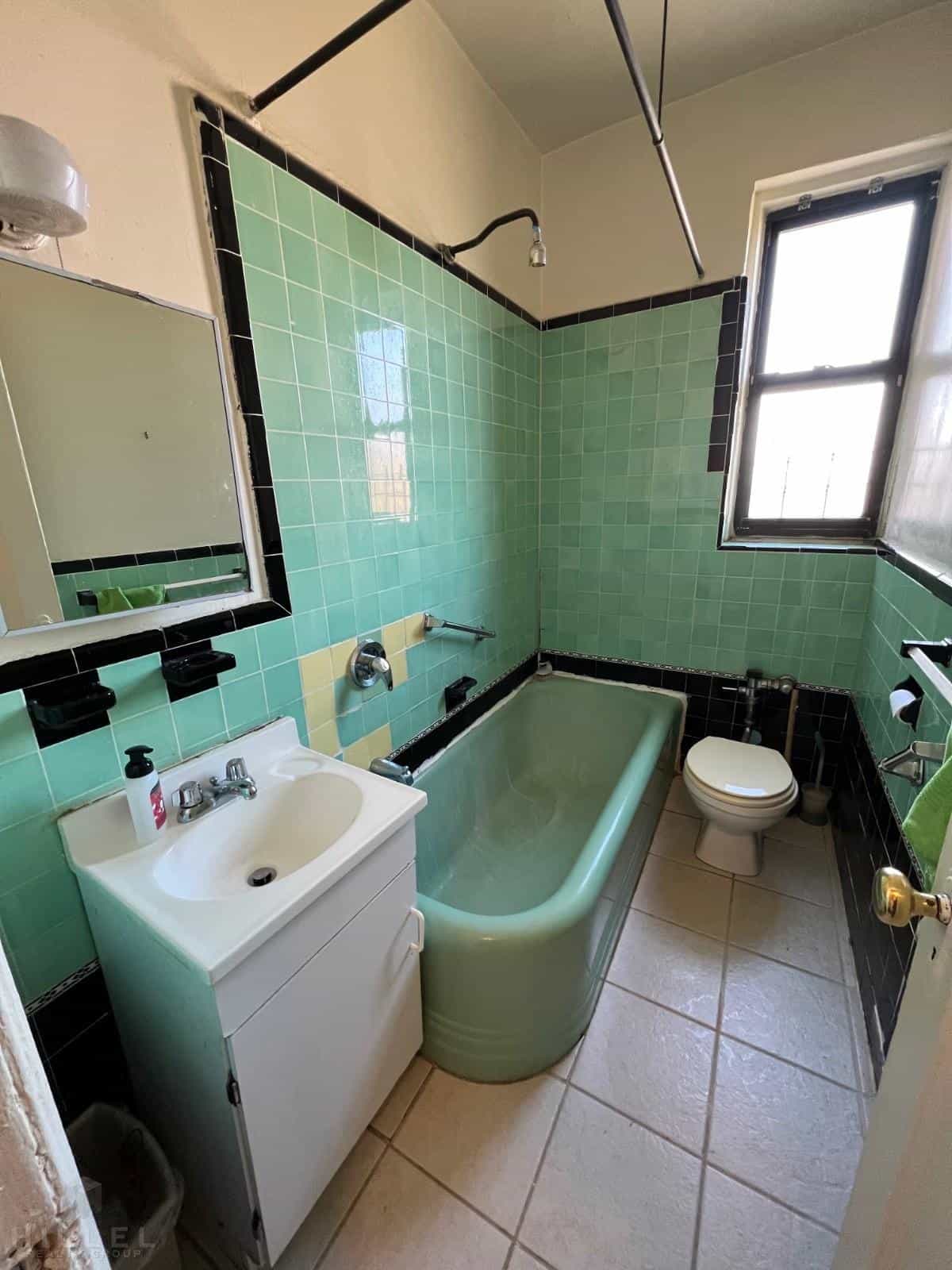 45-35 44 Street #K5, Queens, NY 11104 4