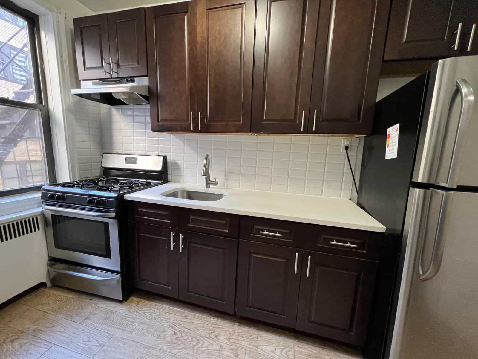 25-10 30 Road #D3, Queens, NY 11102 3