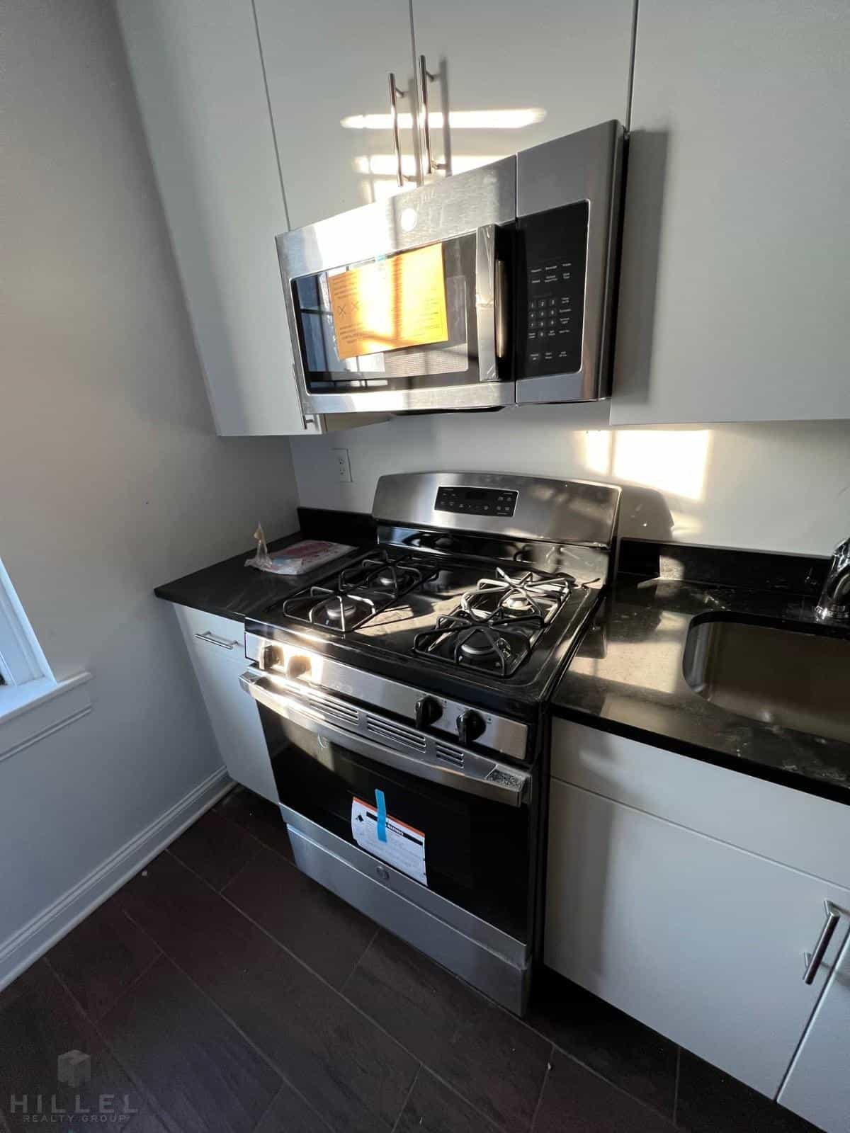 51-19 39 Avenue #22G, Queens, NY 11104 4