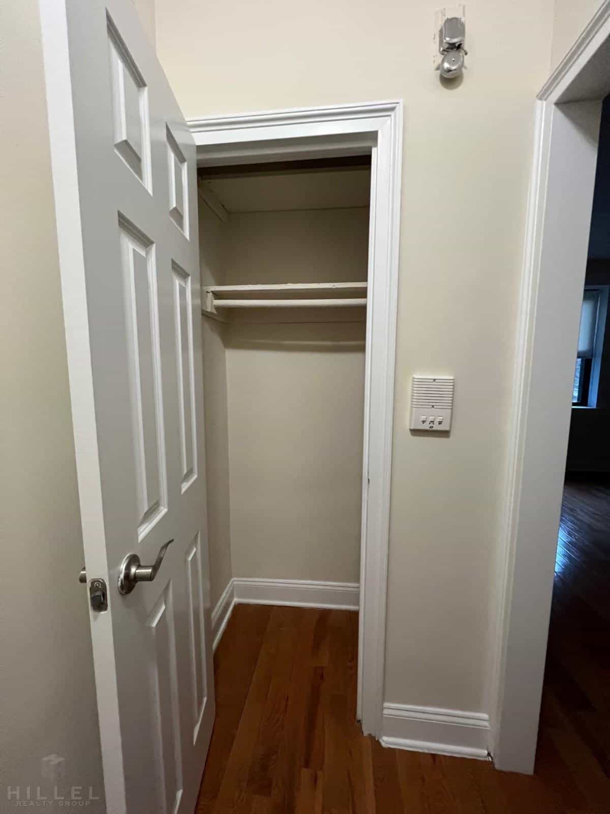 51-19 39 Avenue #14M, Queens, NY 11104 3