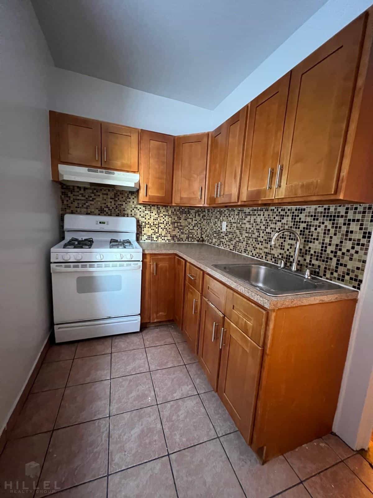 209-25 Jamaica Avenue #M5, Queens, NY 11428 3