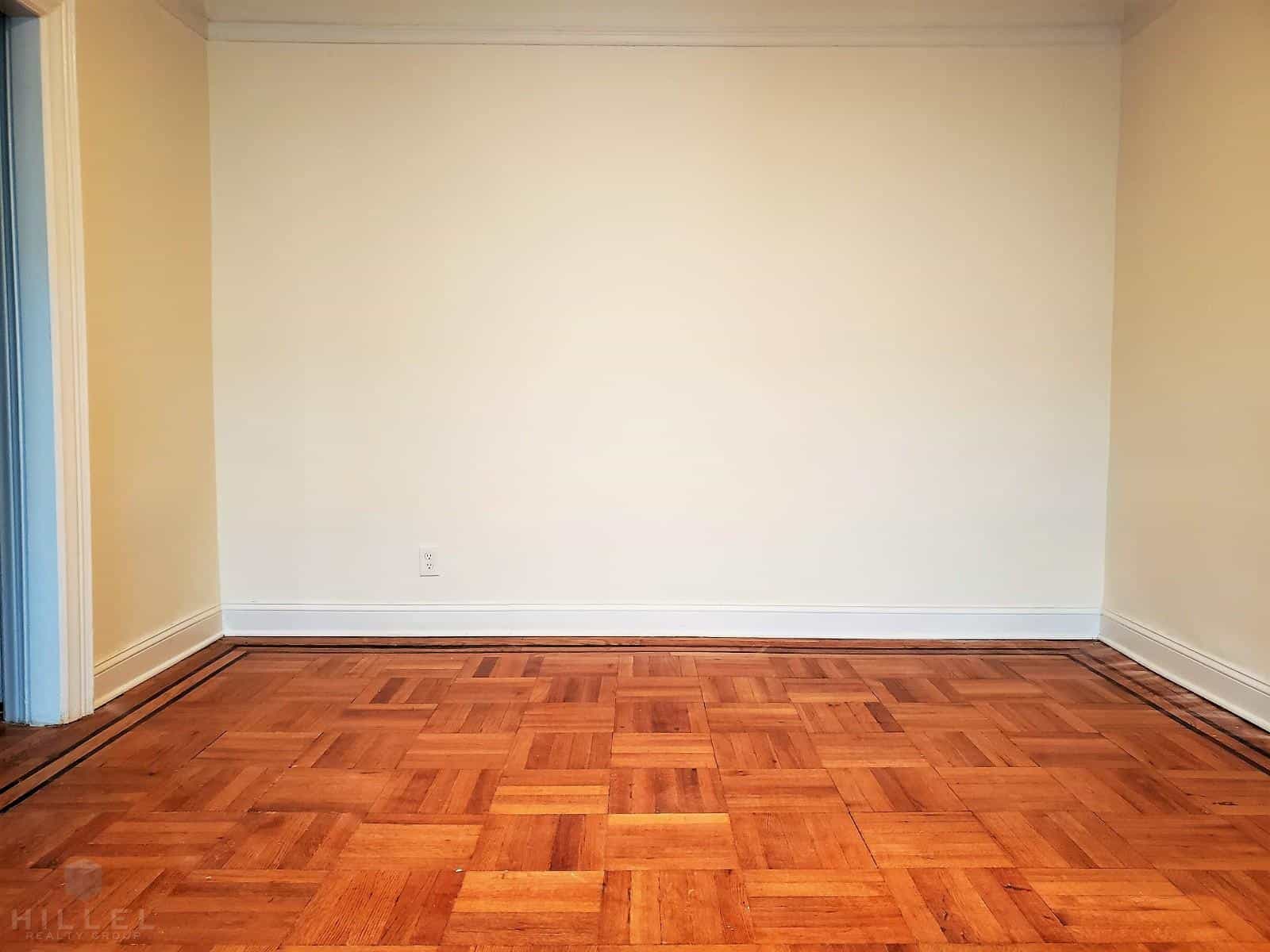 31-49 29 Street #D7, Queens, NY 11106 3