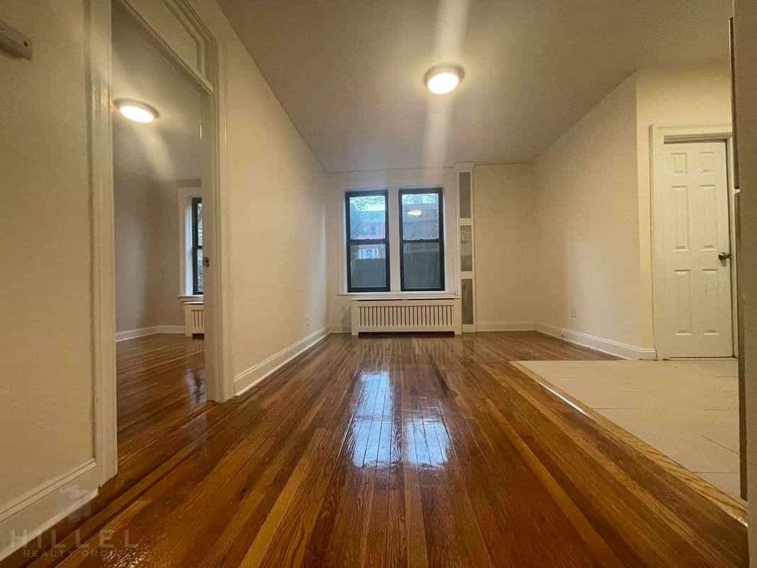 25-21 31 Avenue #D14, Queens, NY 11102 5