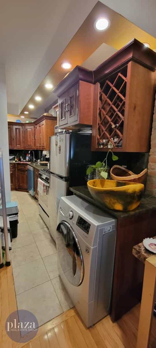 121 Bank Street #3K, Manhattan, NY 10014 3