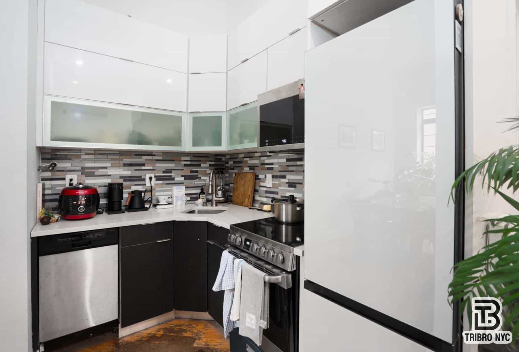 378 South 3 Street #1, Brooklyn, NY 11211 3