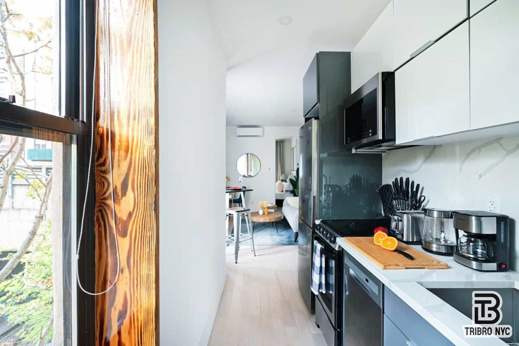 510 West 49 Street #2RE, Manhattan, NY 10019 4