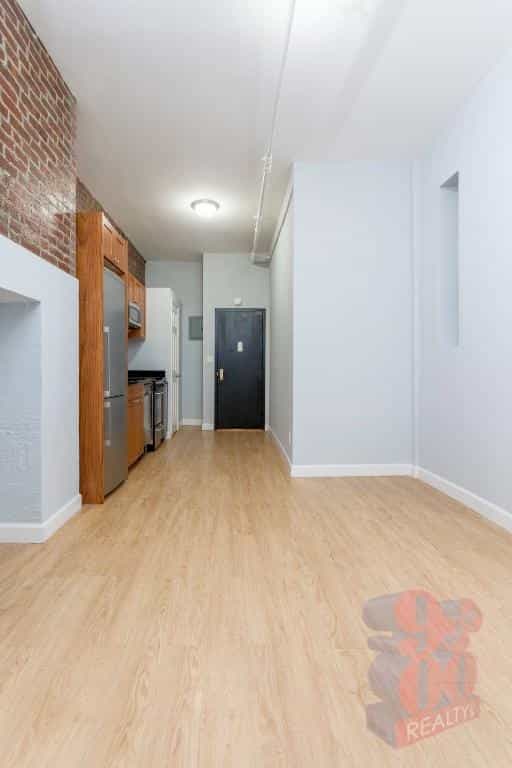 358 West 51 Street #BG, Manhattan, NY 10019 3