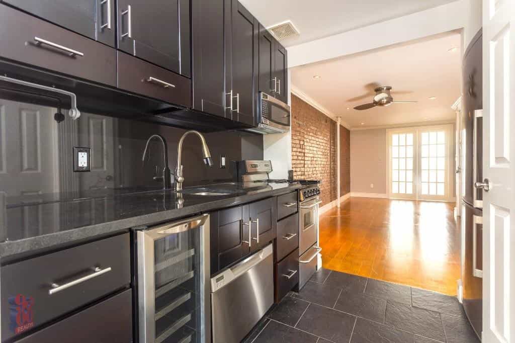 118 East 7 Street #6, Manhattan, NY 10009 3