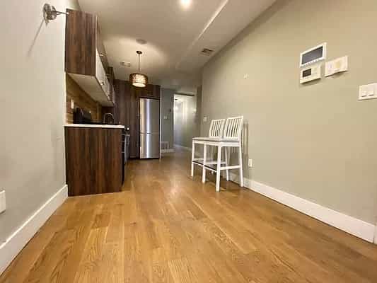 445 Meeker Avenue #2R, Brooklyn, NY 11222 3