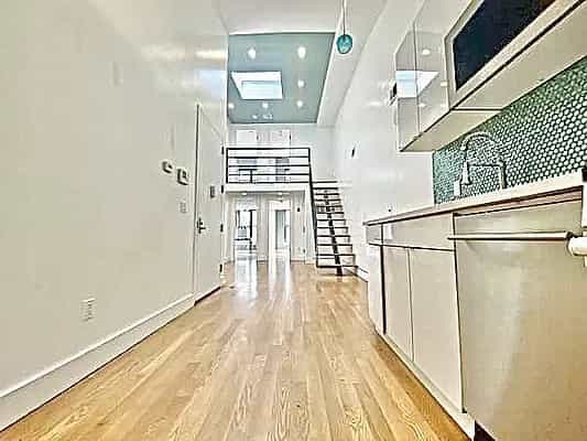 296 Powers Street #3L, Brooklyn, NY 11211 4