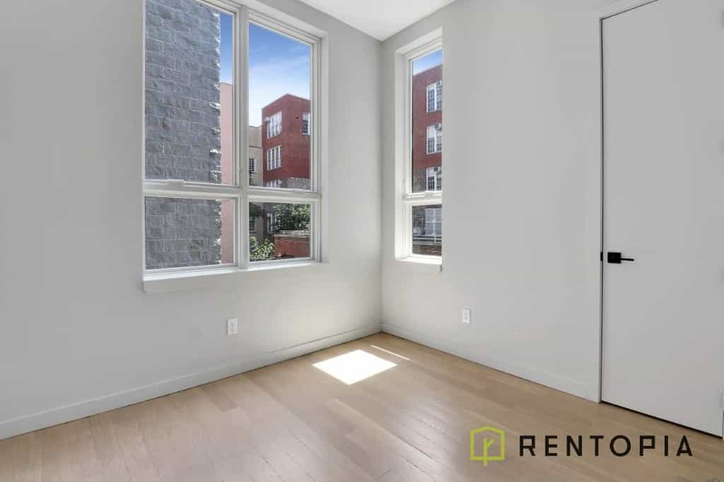 194 South 2 Street #4A, Brooklyn, NY 11211 4