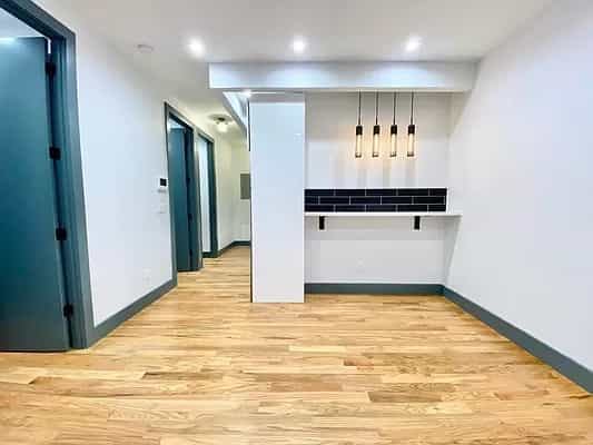 237 Montrose Avenue #1B, Brooklyn, NY 11206 4