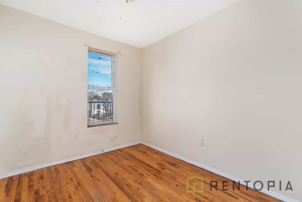 101 Truxton Street #2, Brooklyn, NY 11233 3