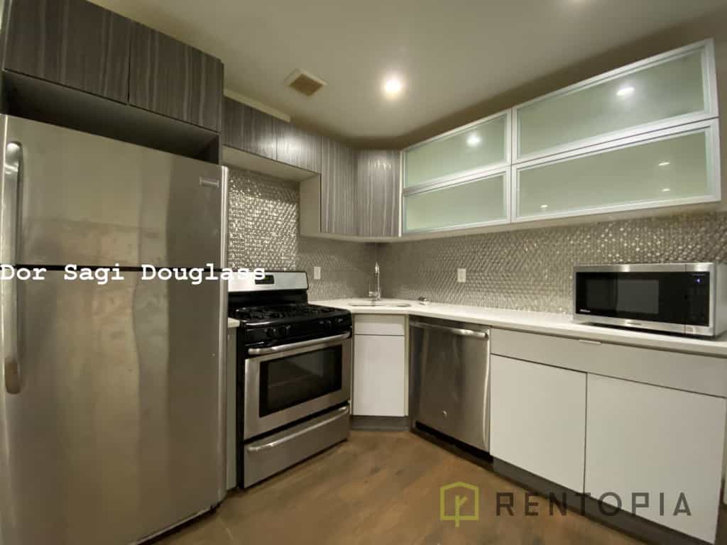 105 Harman Street #1, Brooklyn, NY 11221 3