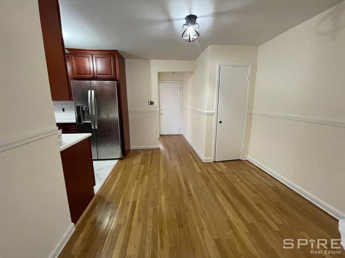 4228 Van Cortlandt Park East #3, Bronx, NY 10470 2