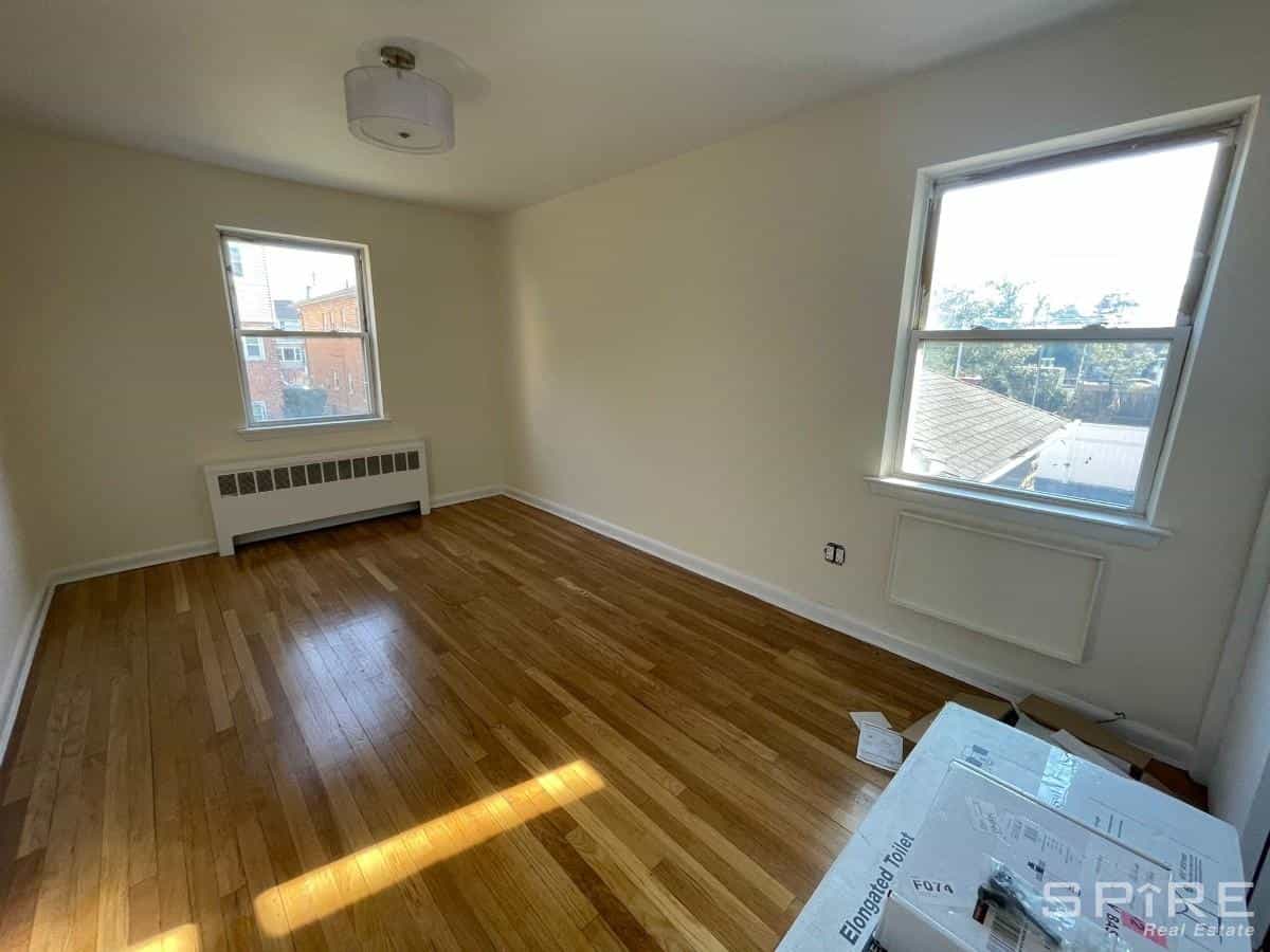 4228 Van Cortlandt Park East #3, Bronx, NY 10470 4