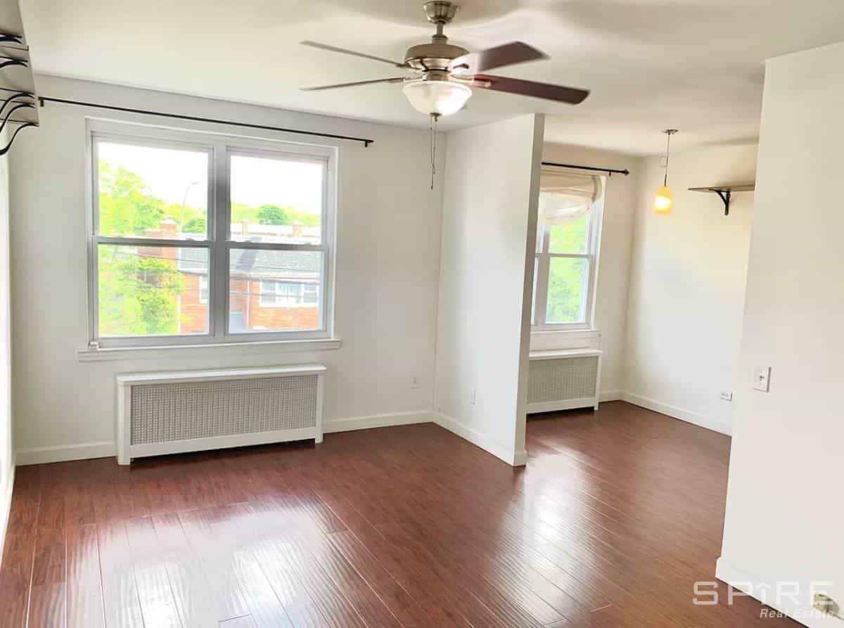 31-80 46 Street #2, Queens, NY 11103 2