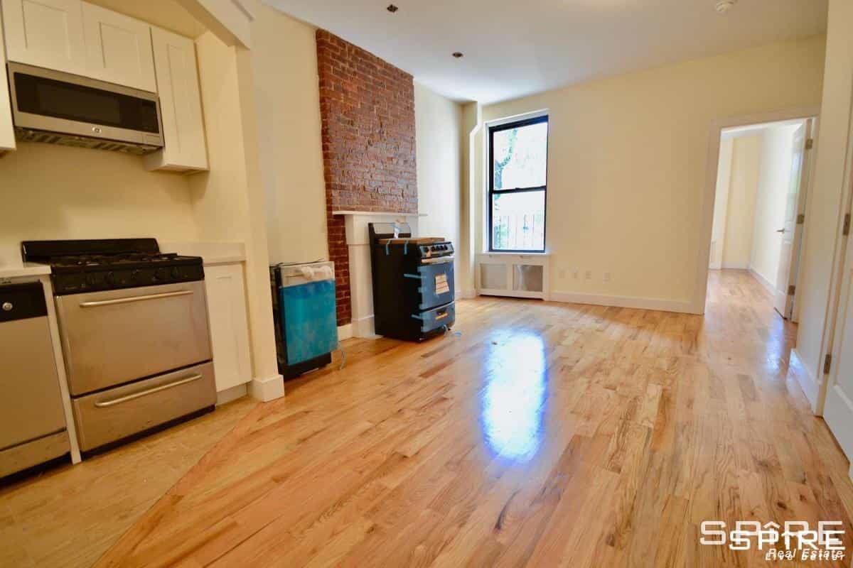 338 West 47 Street #2C, Manhattan, NY 10036 2