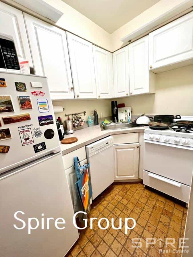 38 West 73 Street #4A, Manhattan, NY 10023 4