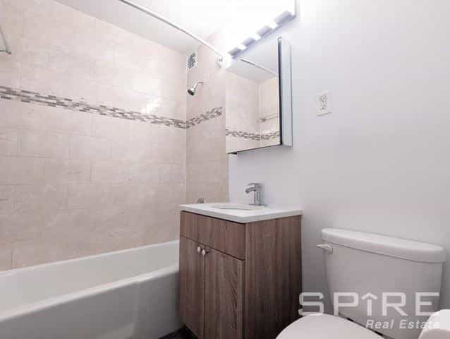 412 West 25 Street #5B, Manhattan, NY 10001 4