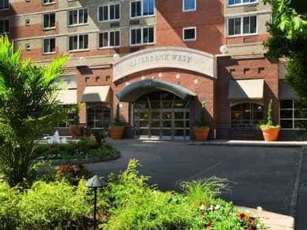 555 West 42 Street #20F, Manhattan, NY 10036 2