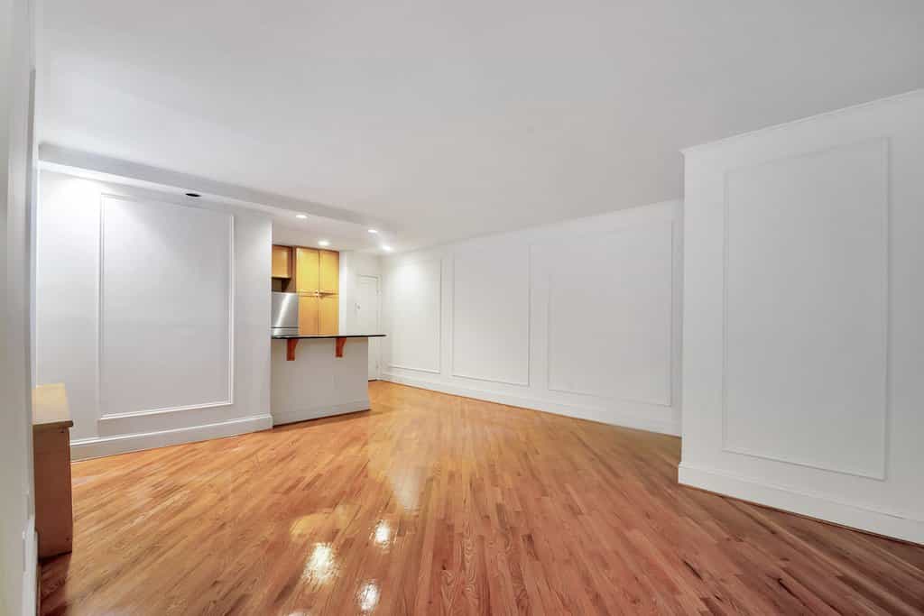 226 East 70 Street #2F, Manhattan, NY 10021 3