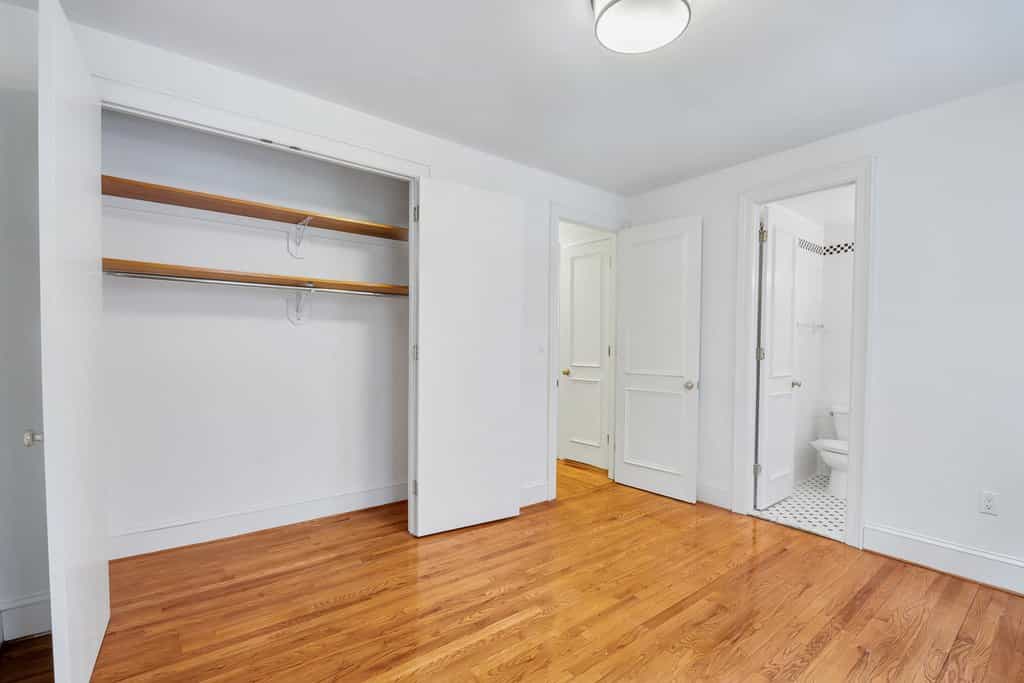 226 East 70 Street #2F, Manhattan, NY 10021 5