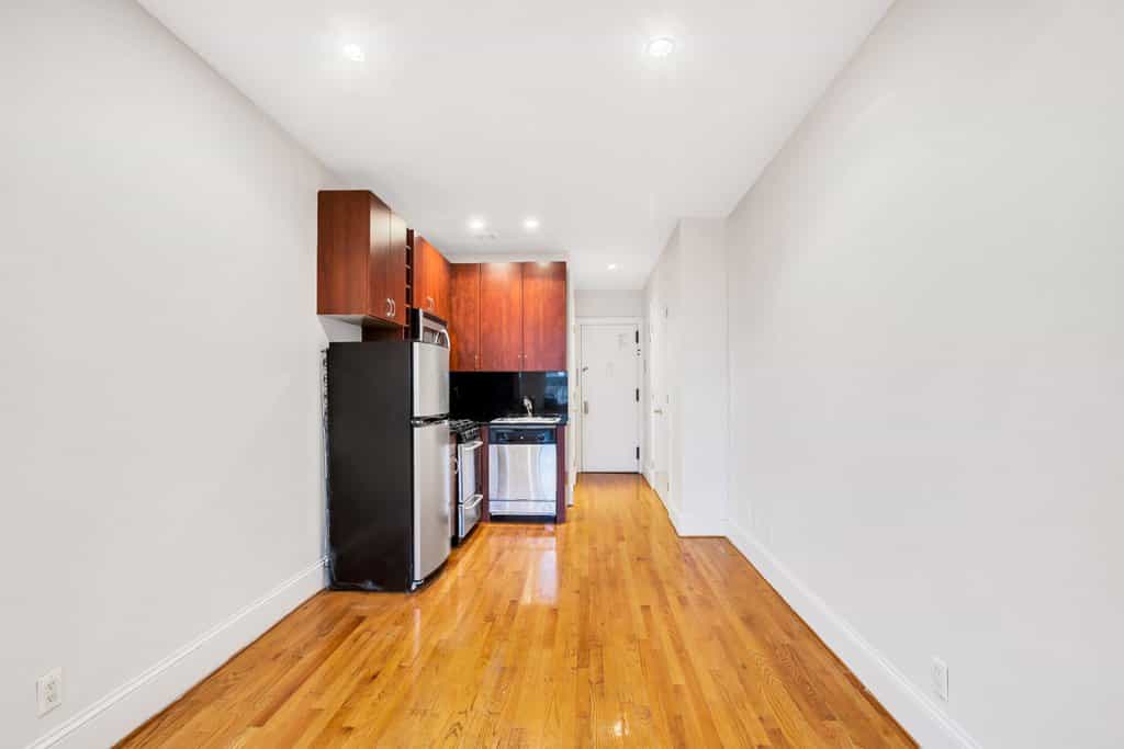 124 East 27 Street #4C, Manhattan, NY 10016 2