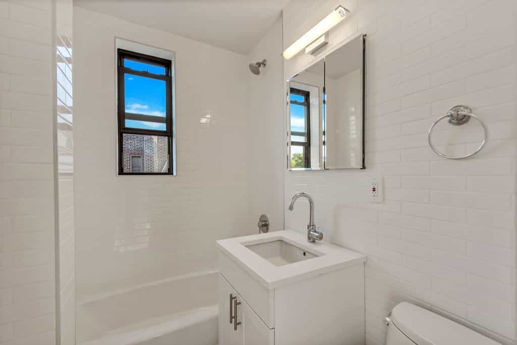 37-55 77 Street #6E, Queens, NY 11372 4