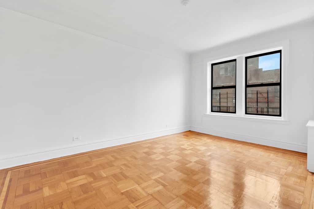 225 East 202 Street #4C, Bronx, NY 10458 3