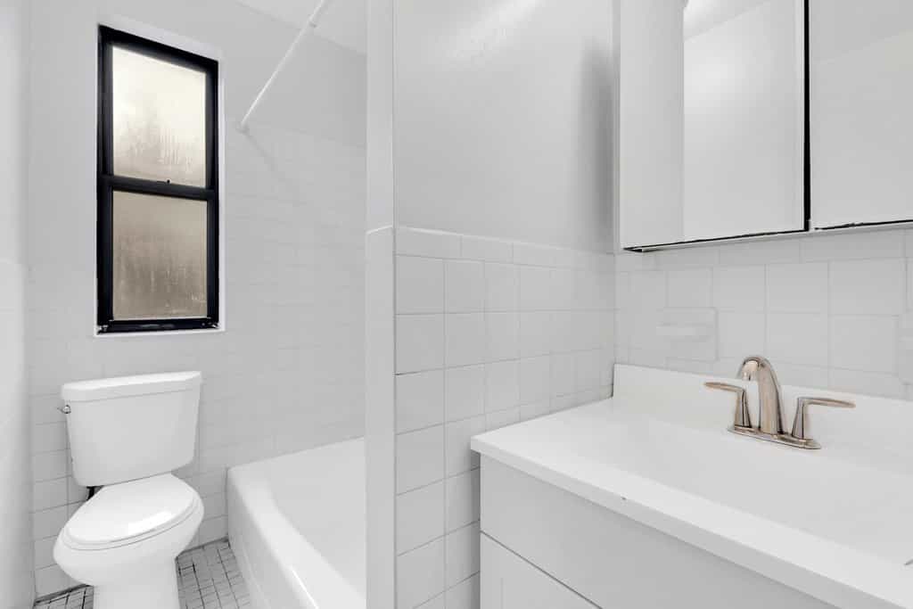 225 East 202 Street #4C, Bronx, NY 10458 5