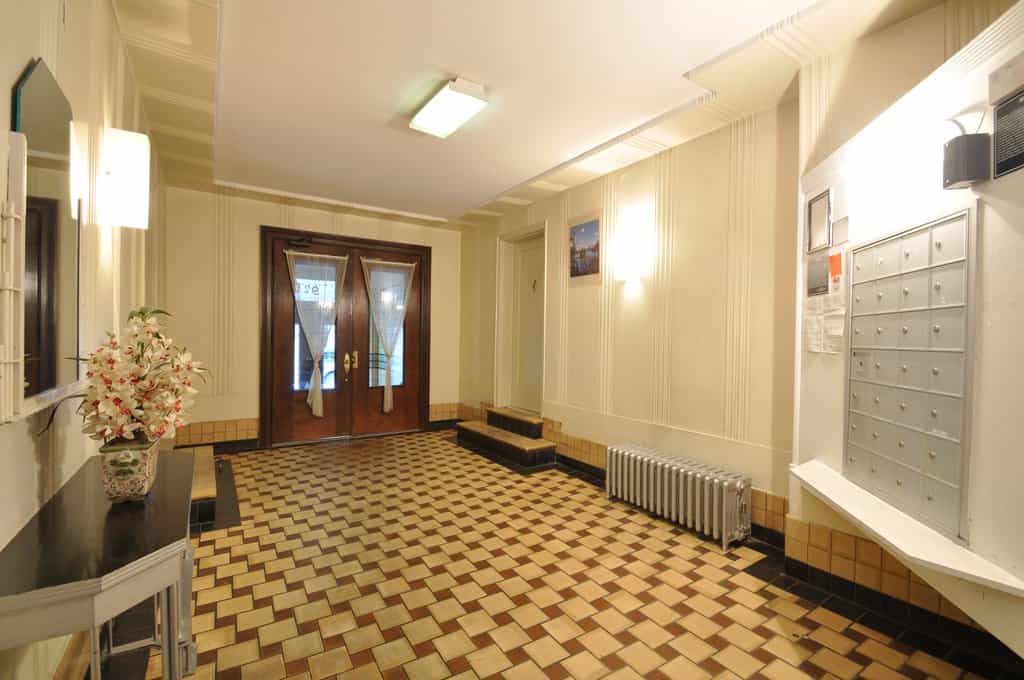 92 East 208 Street #5A, Bronx, NY 10467 3