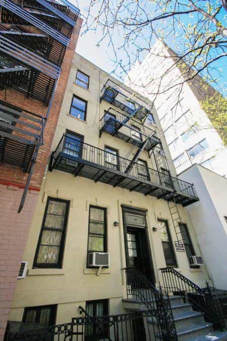 206 East 70 Street #3A, Manhattan, NY 10021 2