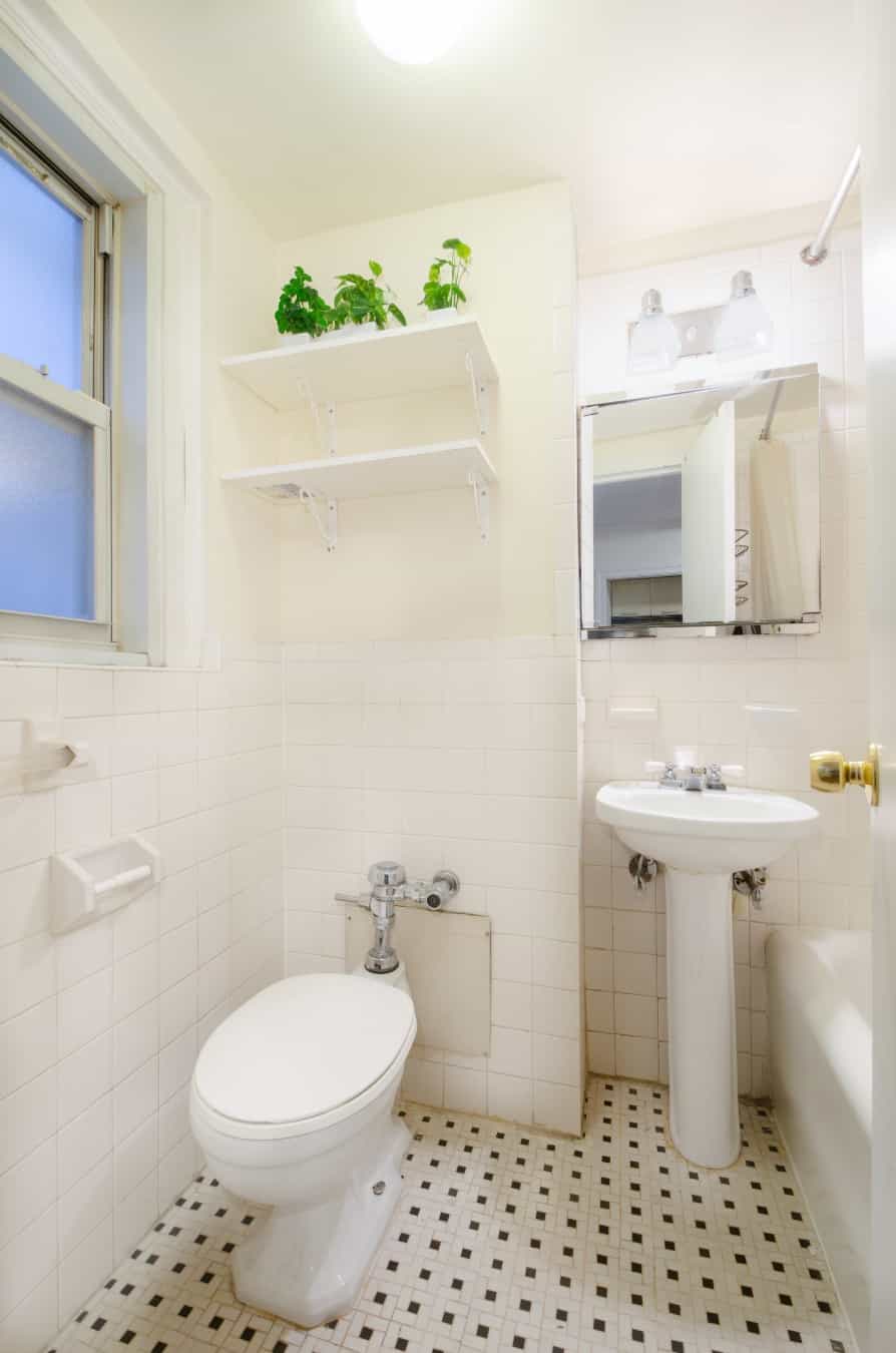 321 East 43 Street #410, Manhattan, NY 10017 4