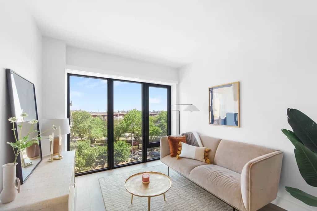 10-29 Jackson Avenue #5A, Queens, NY 11101 3