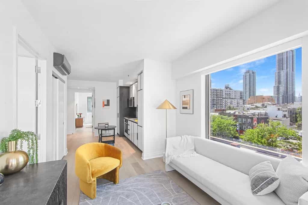 10-29 Jackson Avenue #6E, Queens, NY 11101 4