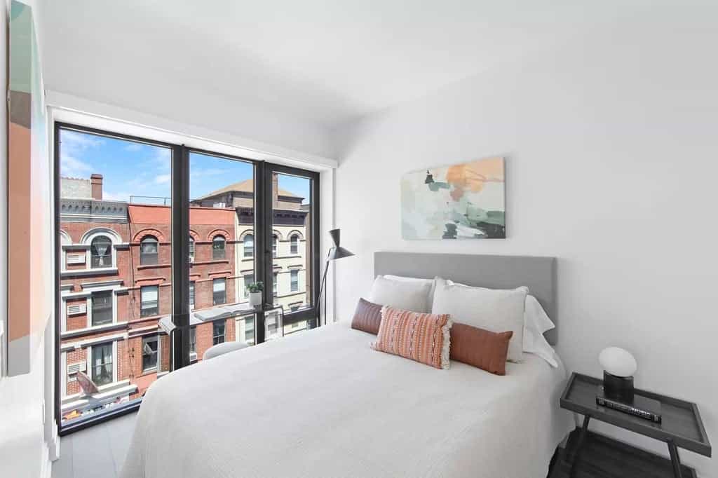 10-29 Jackson Avenue #6E, Queens, NY 11101 5