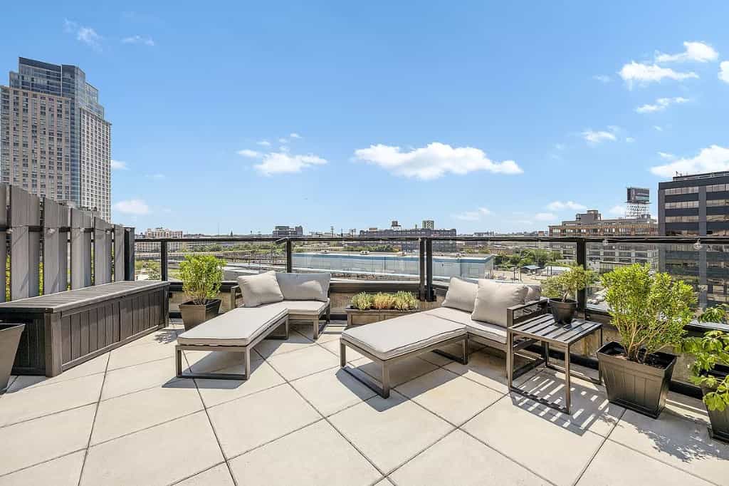 13-33 Jackson Avenue #5F, Queens, NY 11101 4