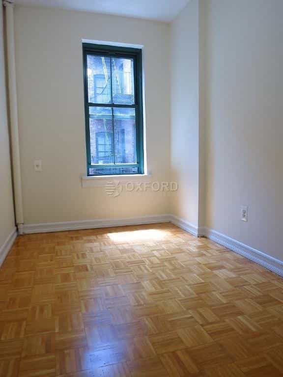 516 East 79 Street #4B, Manhattan, NY 10075 2