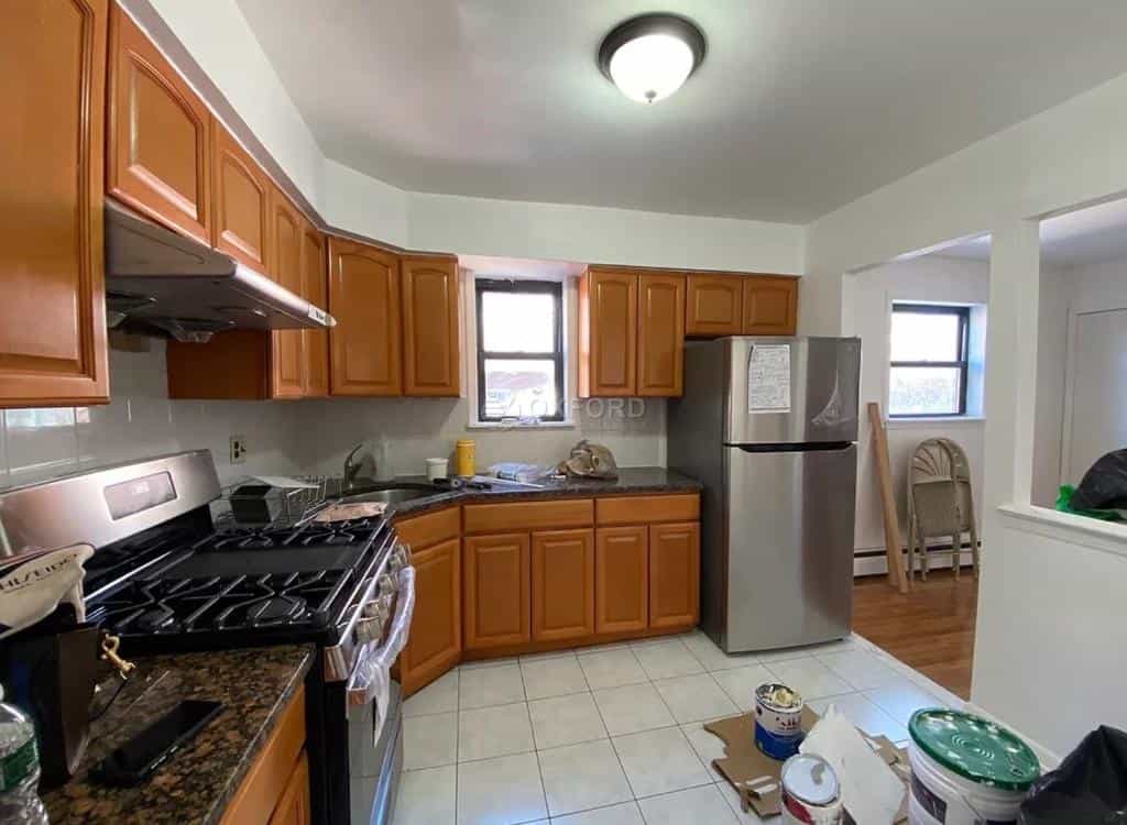 87-29 58 Avenue #2nd floor, Queens, NY 11373 2