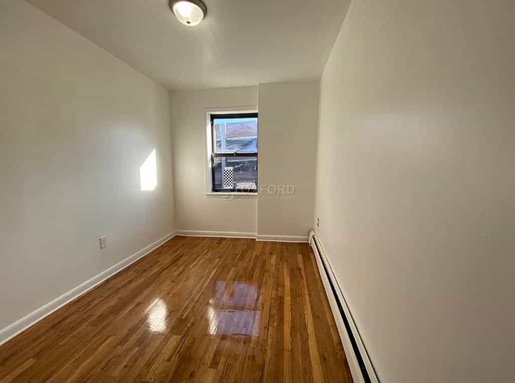 87-29 58 Avenue #2nd floor, Queens, NY 11373 5
