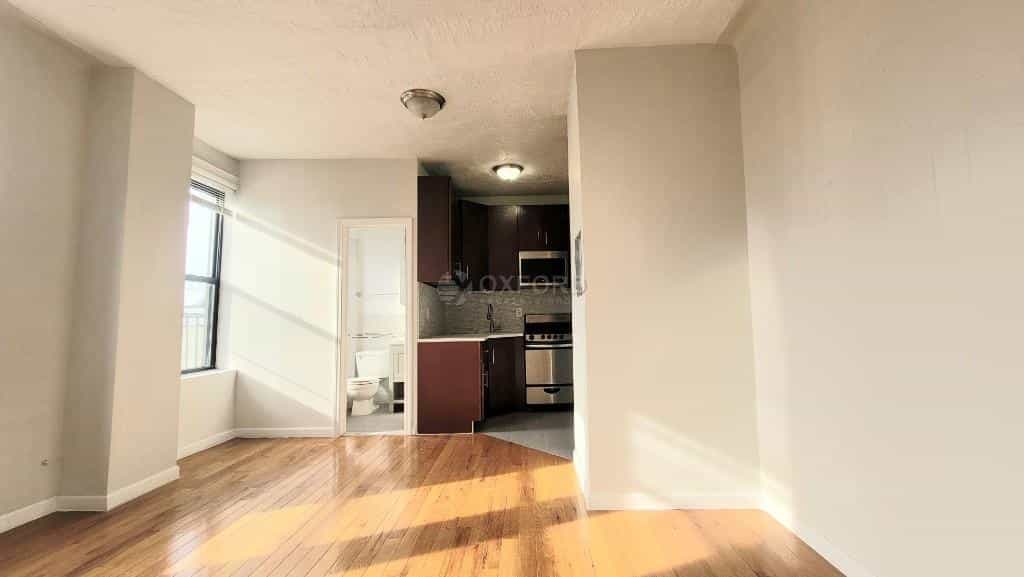 87 Graham Avenue #20, Brooklyn, NY 11206 2