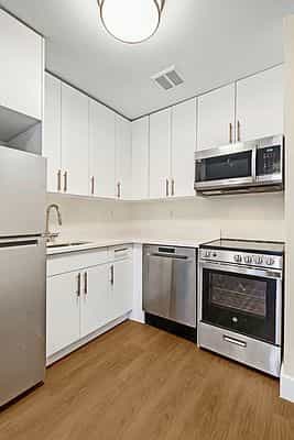 3615 Oxford Avenue #8, Manhattan, NY 10463 3