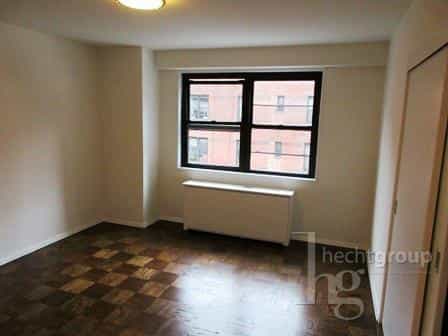 401 East 88 Street #D, Manhattan, NY 10128 4