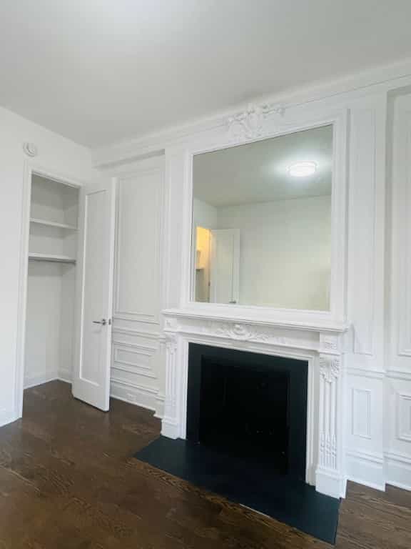 912 7 Avenue #12A, Manhattan, NY 10019 2